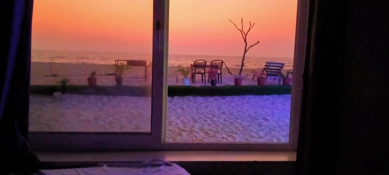 Alivious Beach Homestay アーラップーザ県 エクステリア 写真